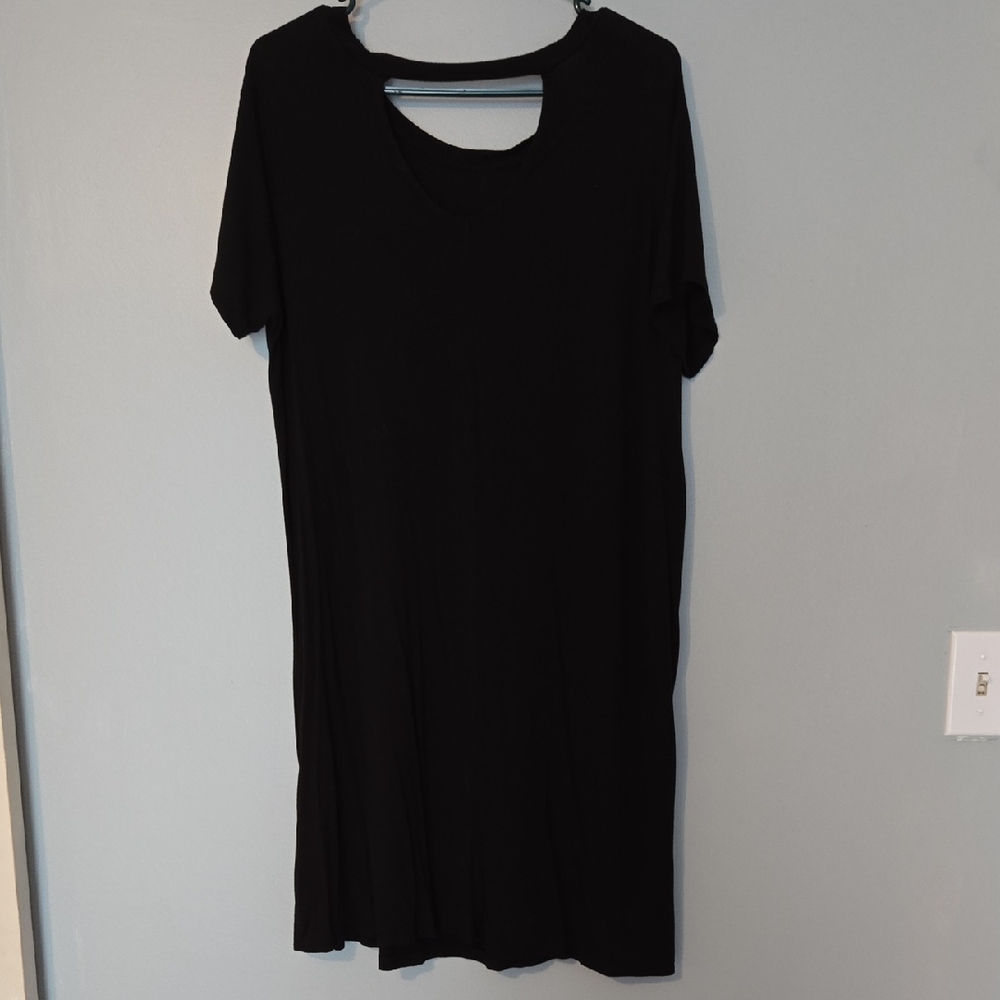 Black Short Sleeve Dress